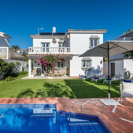 Olivo Family With Pool In Centre Villa Marbella